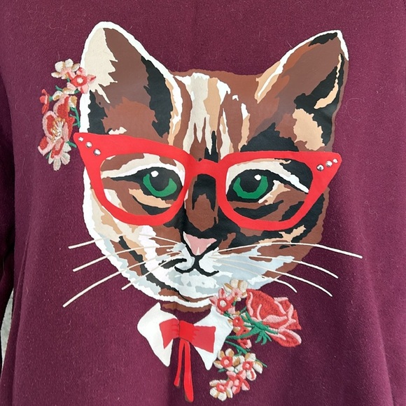 Kitty face sweat shirt. - Picture 2 of 9